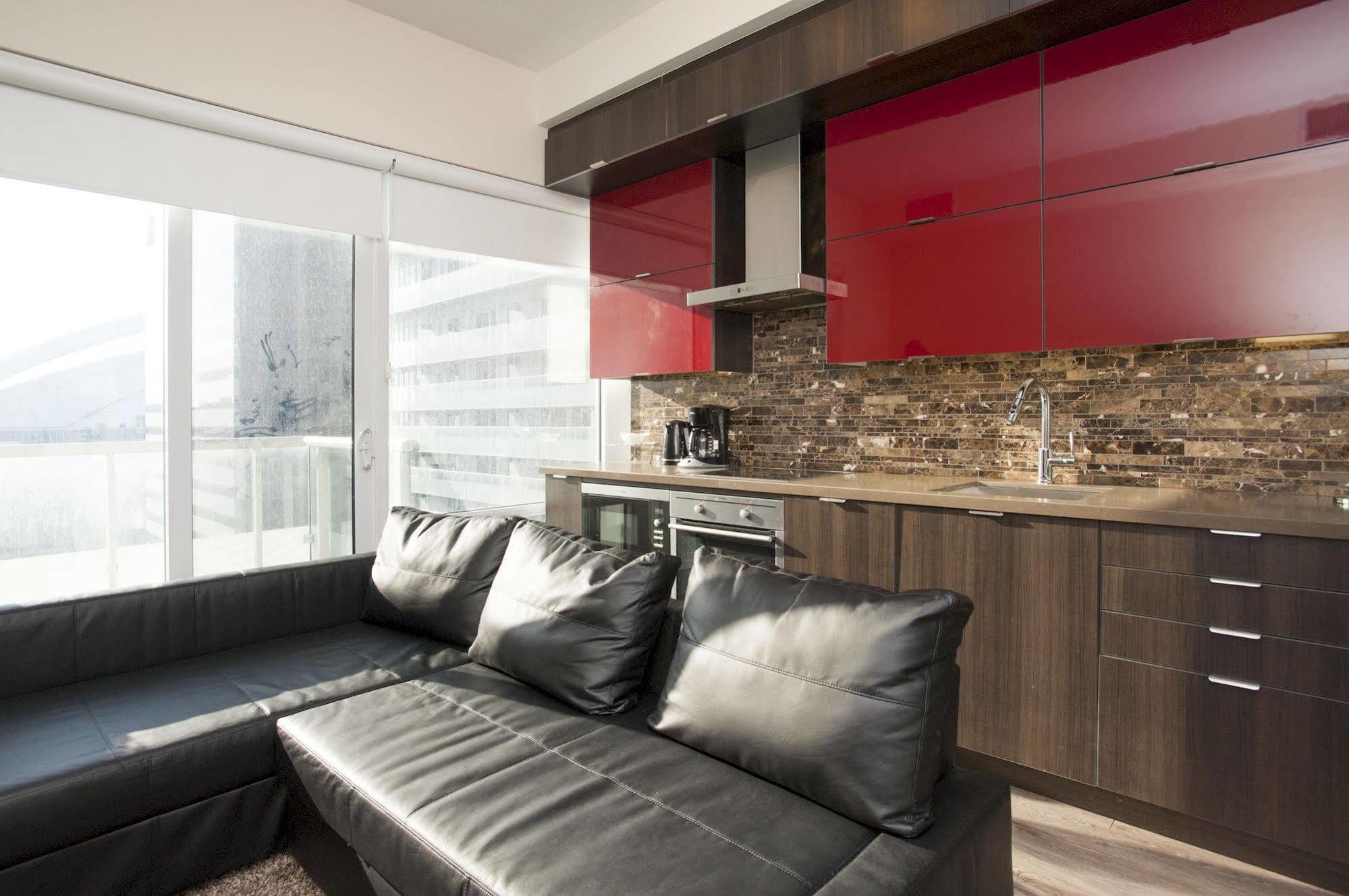 Life Suites Loft - Cn Tower Торонто Экстерьер фото