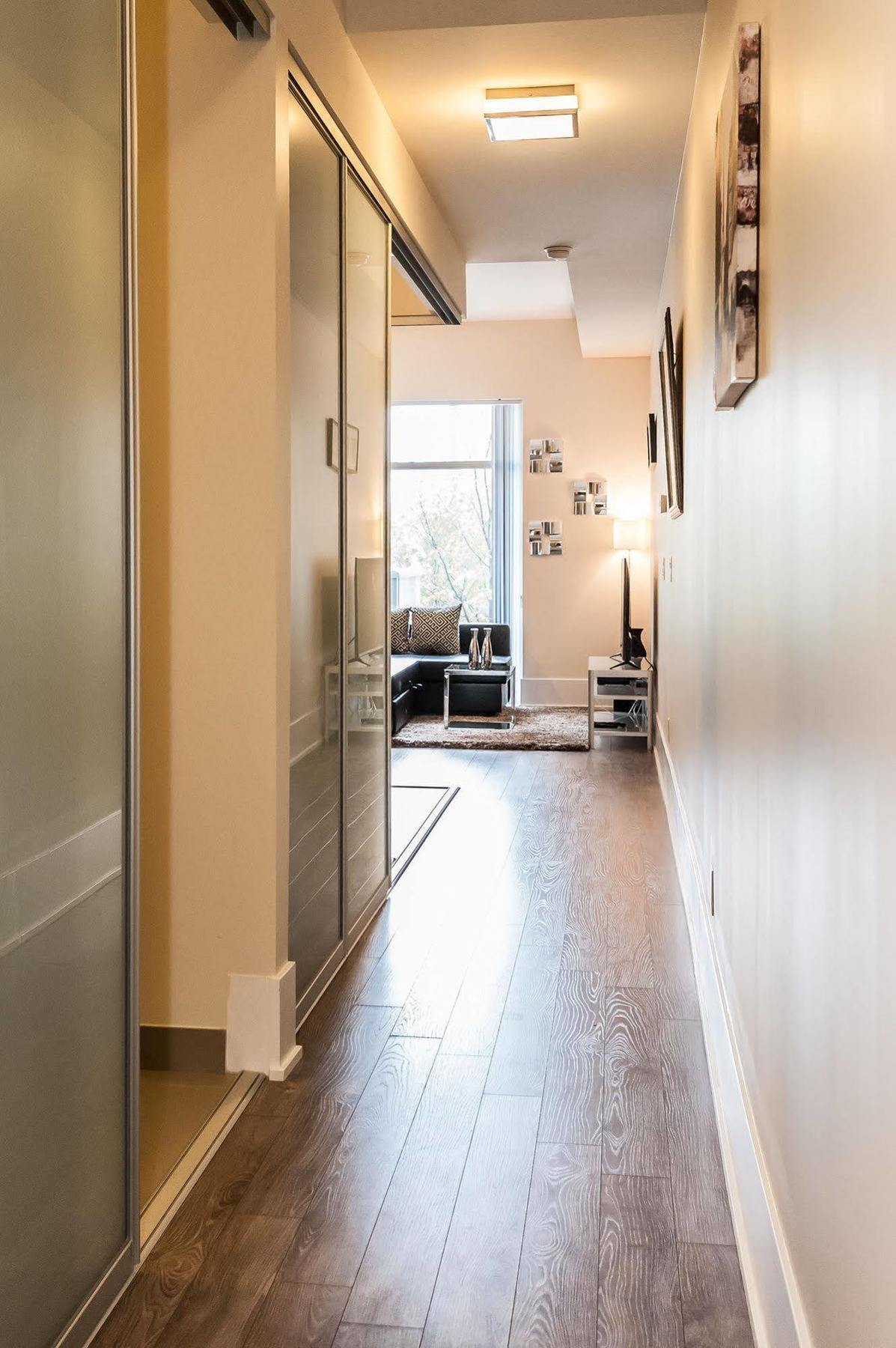 Life Suites Loft - Cn Tower Торонто Экстерьер фото